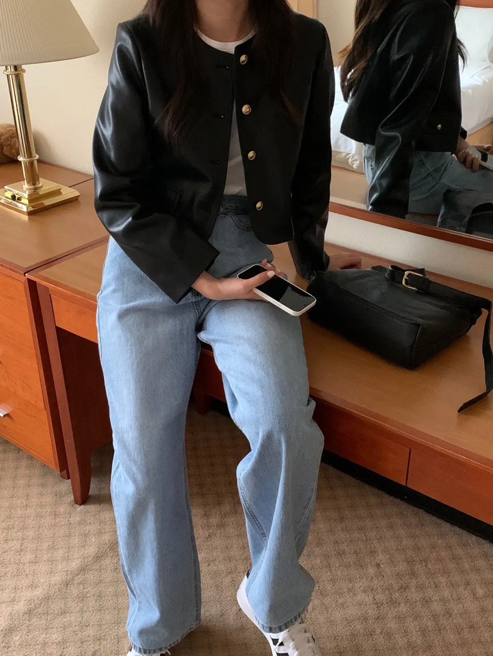 Black Jackets Women  New Fashion Vintage Single Breasted Leather Jacket Women Streetwear O Neck Short Jackets