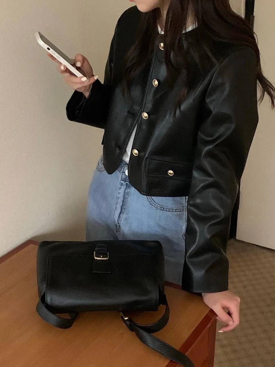 Black Jackets Women  New Fashion Vintage Single Breasted Leather Jacket Women Streetwear O Neck Short Jackets
